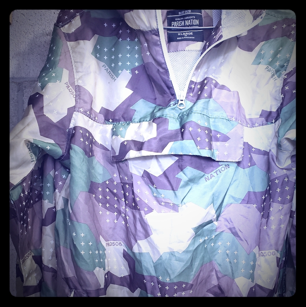 Hooded windbreaker suit